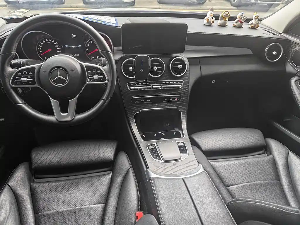 Mercedes-Benz C-Class — миниатюра 8