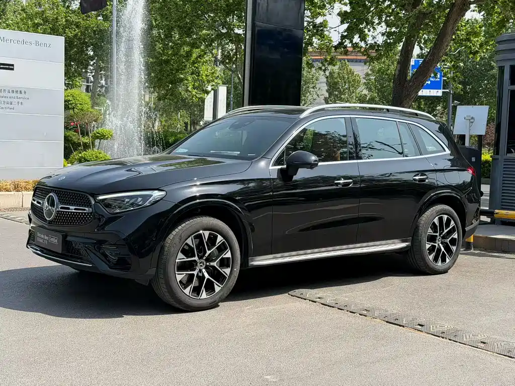 Mercedes-Benz 奔驰GLC新能源 2025