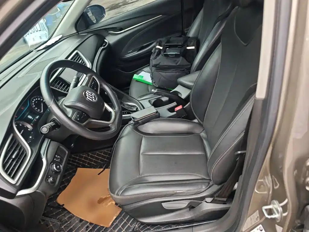 Buick Excelle — миниатюра 15