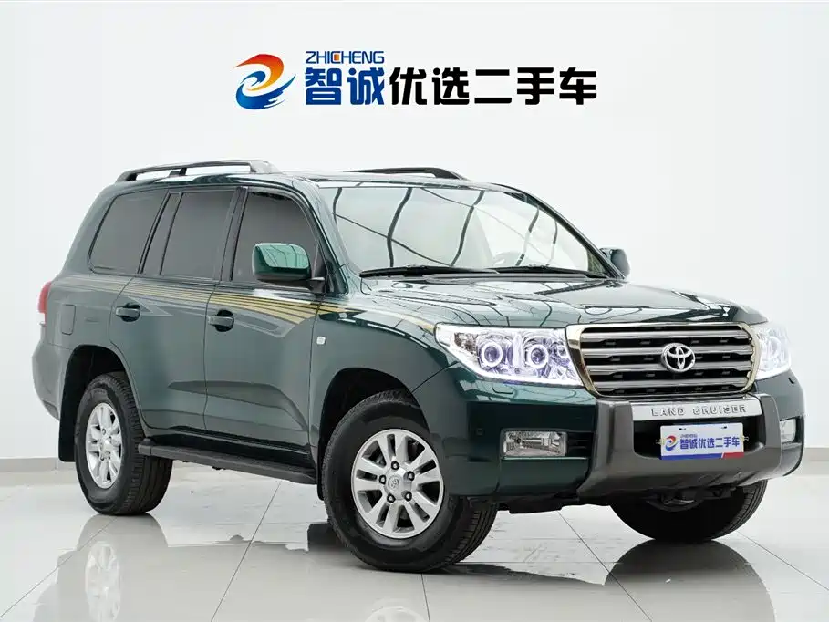 Toyota Land Cruiser 2010 4.7L AT VX