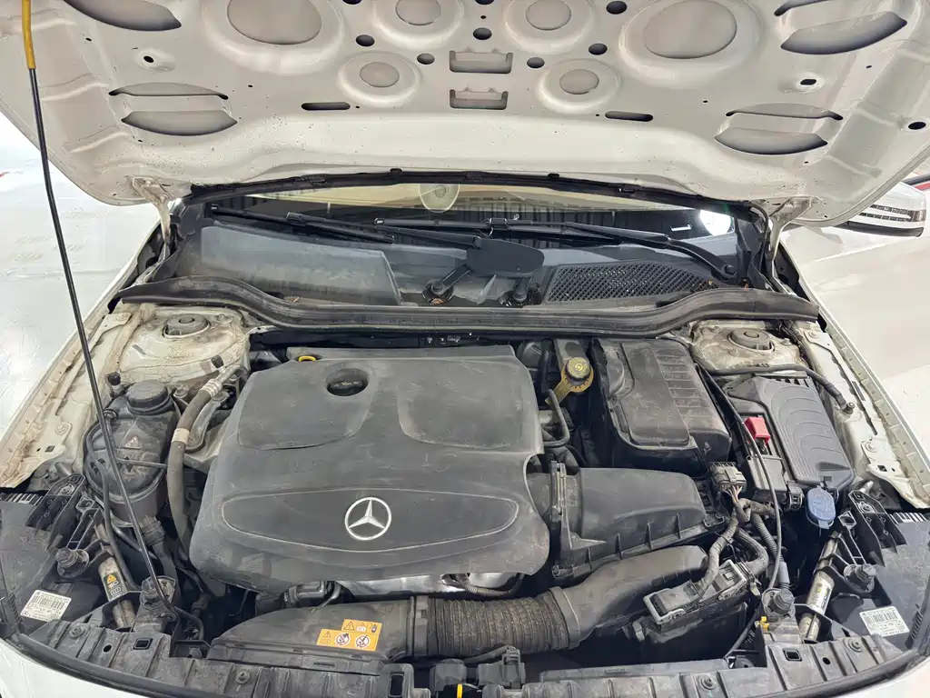 Mercedes-Benz GLA — миниатюра 24