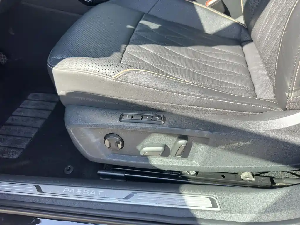 Volkswagen Passat — миниатюра 6