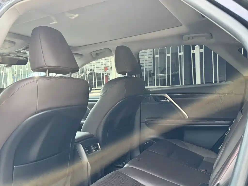 Lexus RX — миниатюра 12