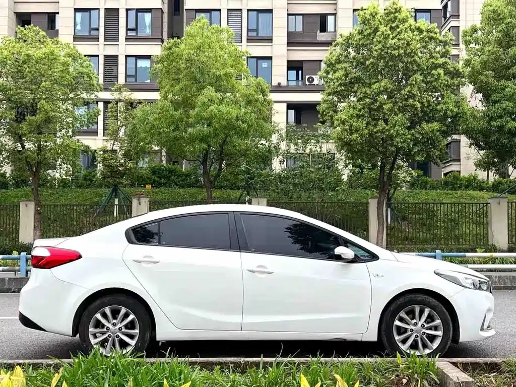 Kia K3 — миниатюра 6