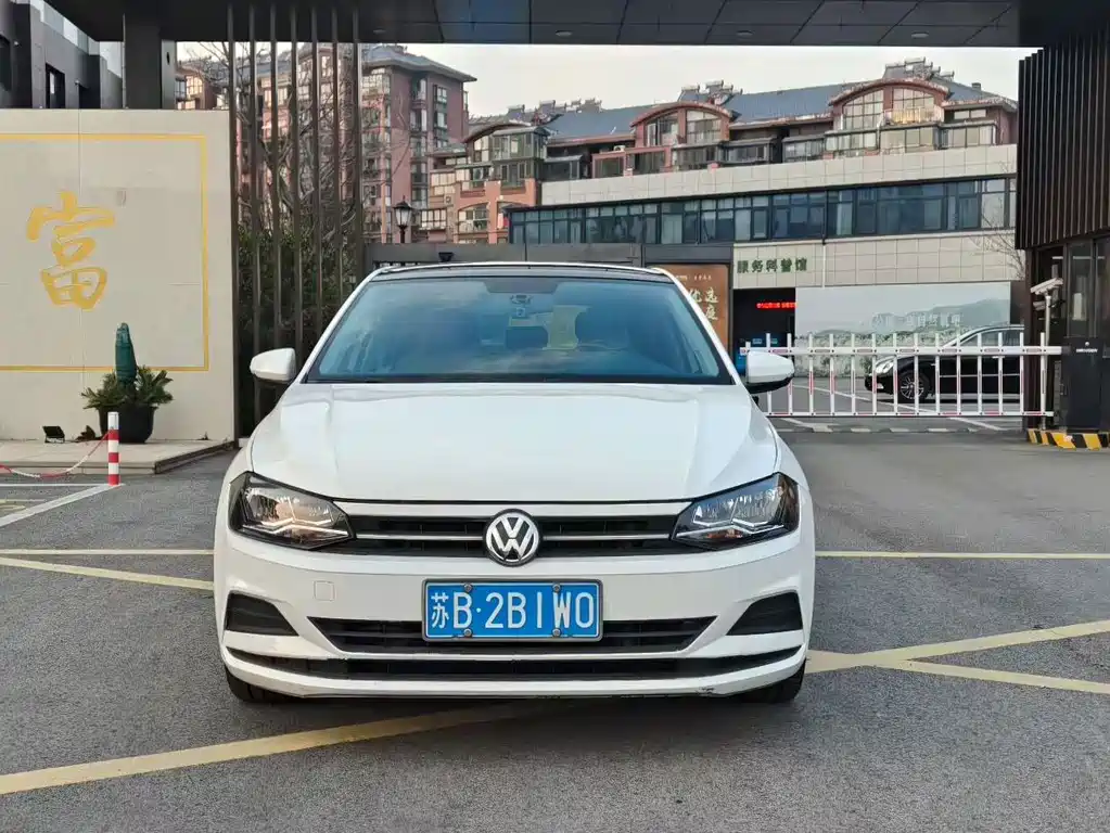 Volkswagen Polo — миниатюра 2
