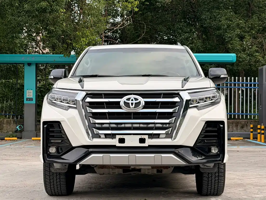 Toyota Prado — миниатюра 2