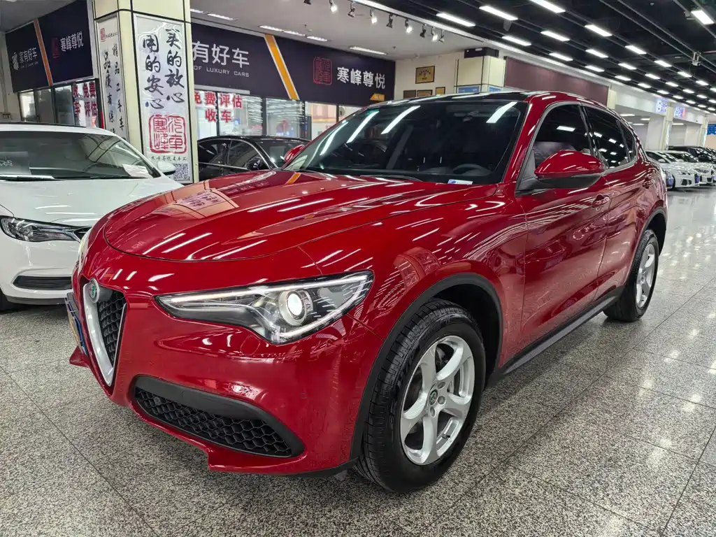 Alfa Romeo Stelvio 2019
