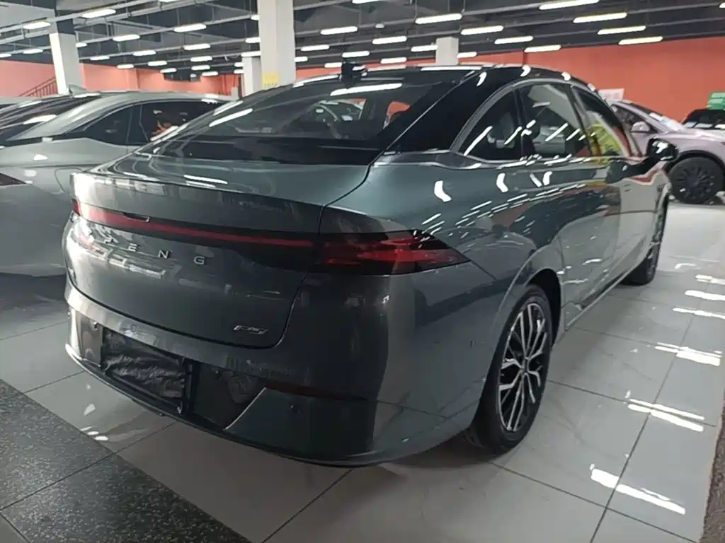 XPeng P5 — миниатюра 7