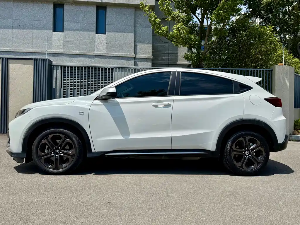 HONDA  XR V