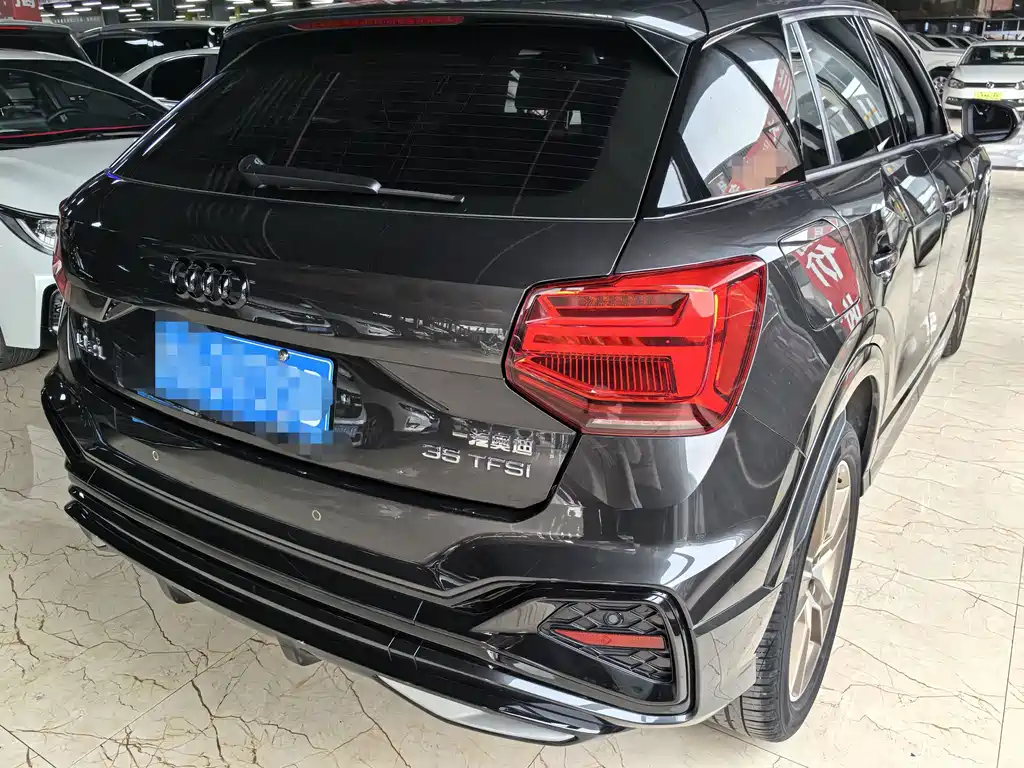Audi Q2L — миниатюра 6
