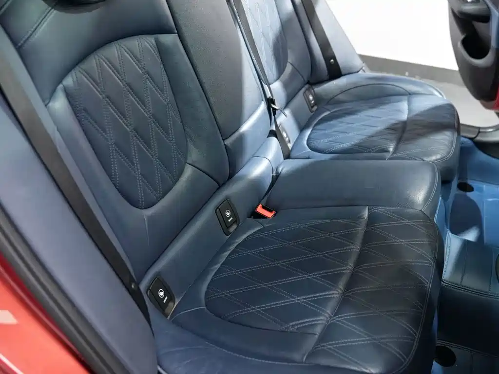 MINI Mini Clubman — миниатюра 10