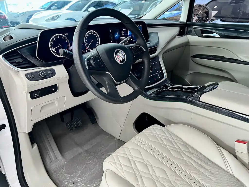 Buick GL8 — миниатюра 7