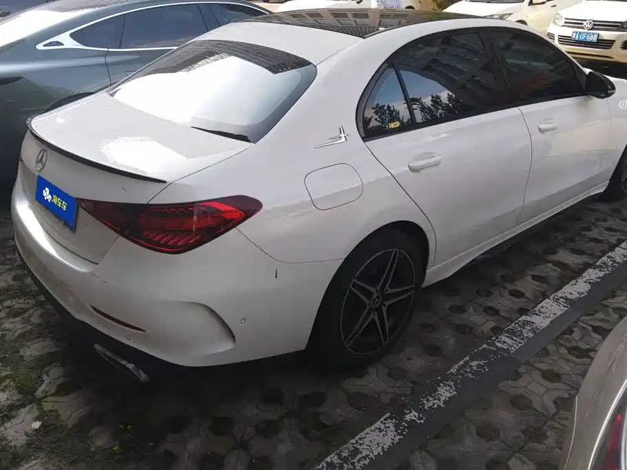 Mercedes-Benz C-Class — миниатюра 3