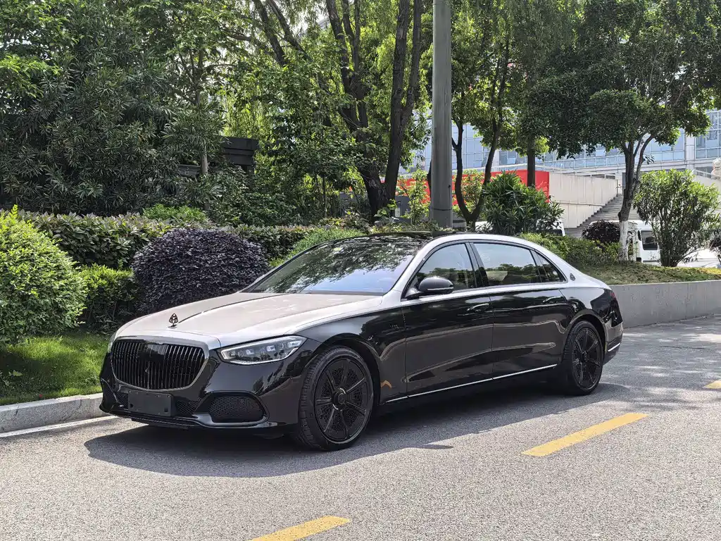Mercedes-Benz S-Class 2023