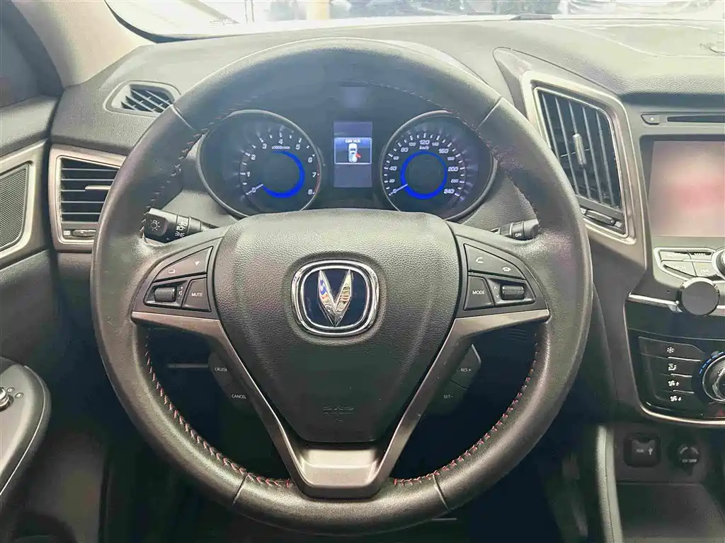 Changan CS75 — миниатюра 16