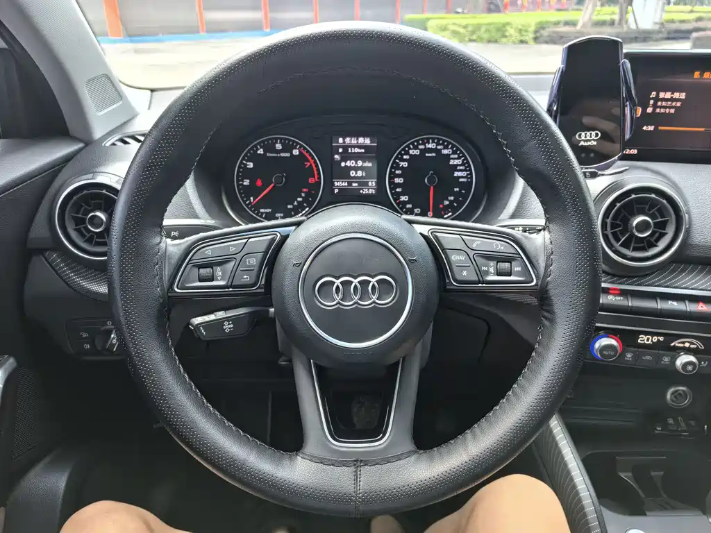 Audi Q2L — миниатюра 15