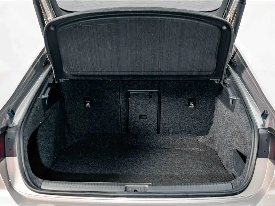 Volkswagen CC — миниатюра 22