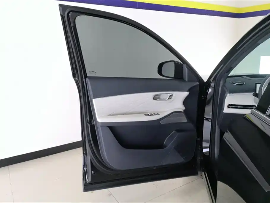 Geely Galaxy Galaxy 7 7 2025 120km +