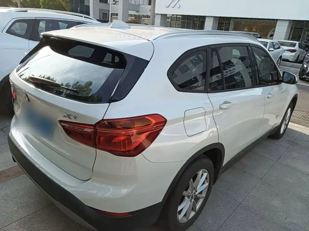 BMW X1 — миниатюра 7
