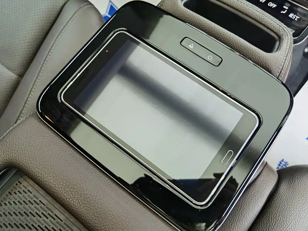 Mercedes-Benz GLS — миниатюра 20