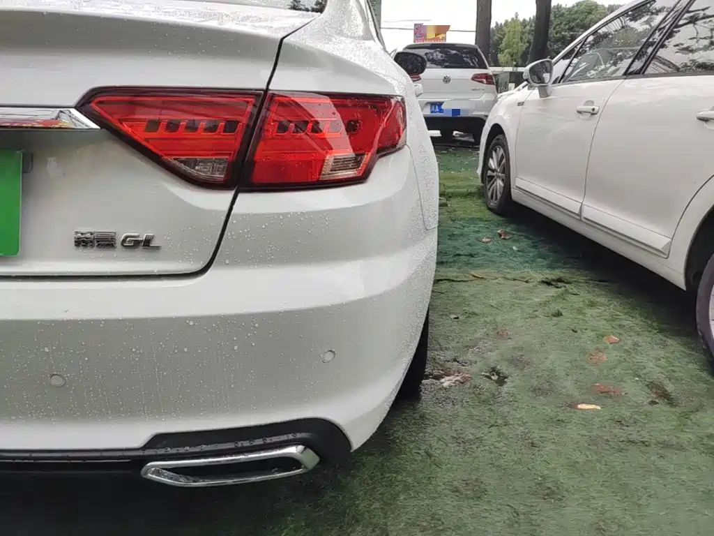 Geely Emgrand GL — миниатюра 8