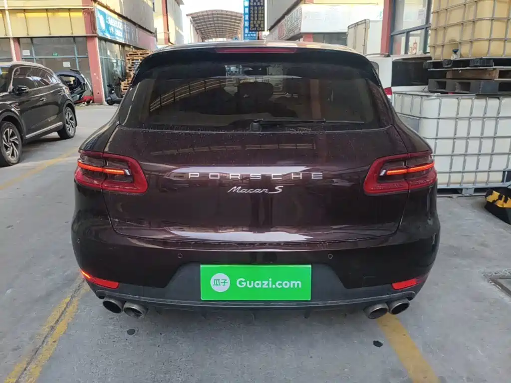 Porsche Macan — миниатюра 6