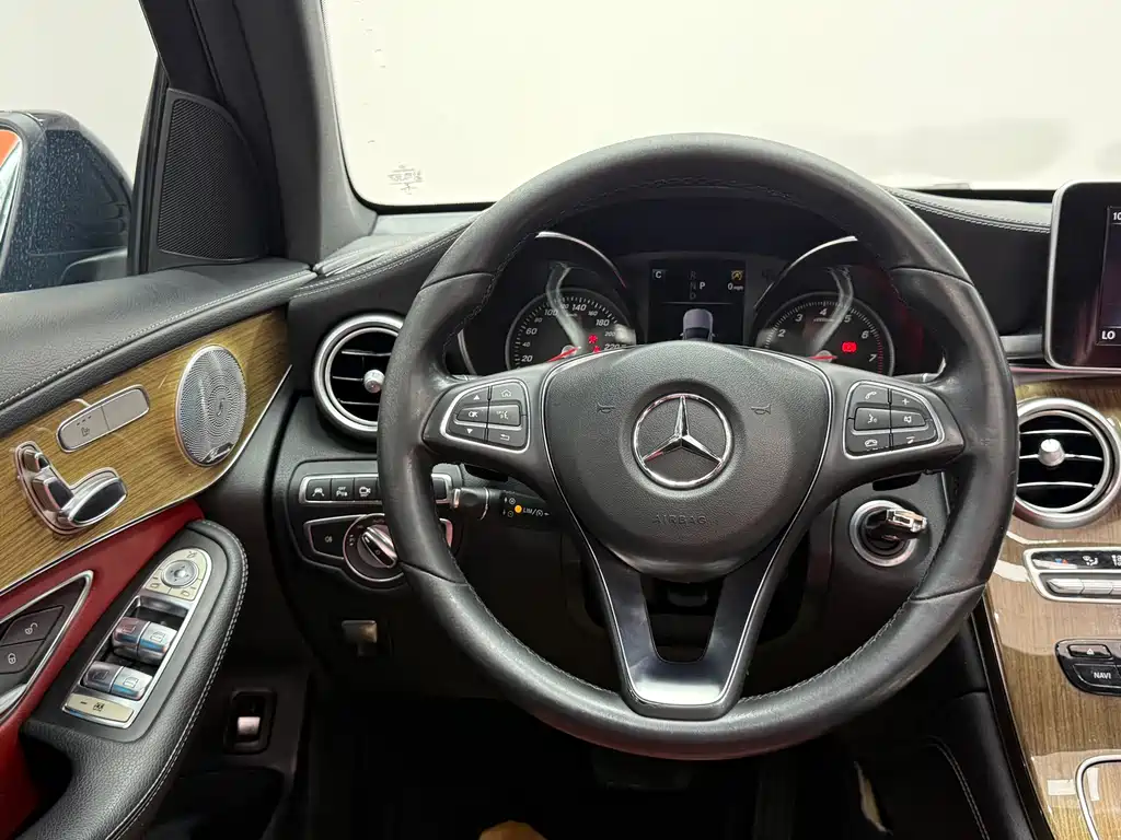 Mercedes-Benz GLC Coupe — миниатюра 18