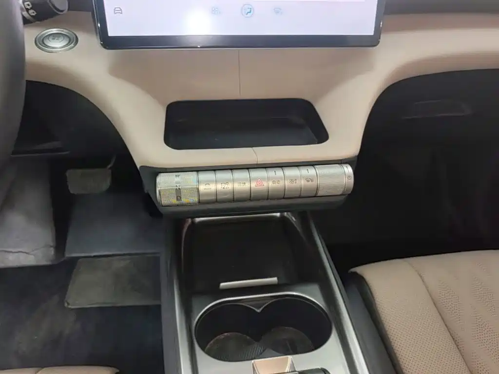BYD Dolphin — миниатюра 14