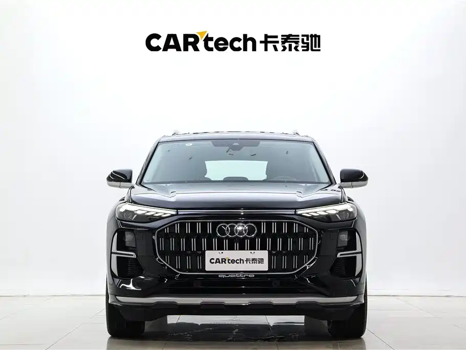 Audi Q6 2024 40 TFSI quattro 7 мест