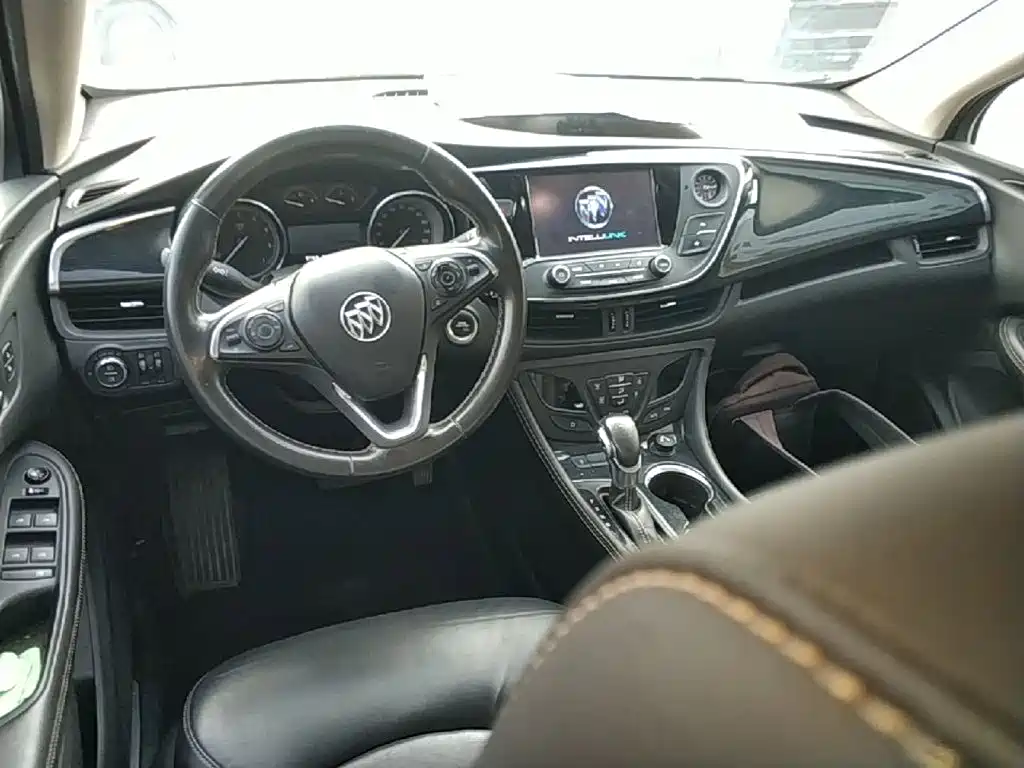Buick Envision Plus — миниатюра 10