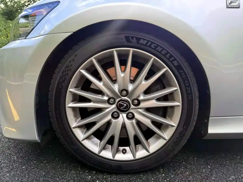 Lexus GS — миниатюра 13