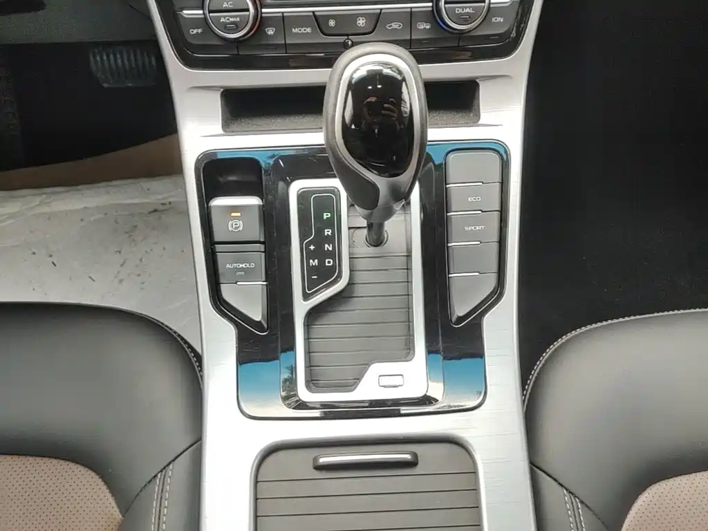 Geely Emgrand GL — миниатюра 14