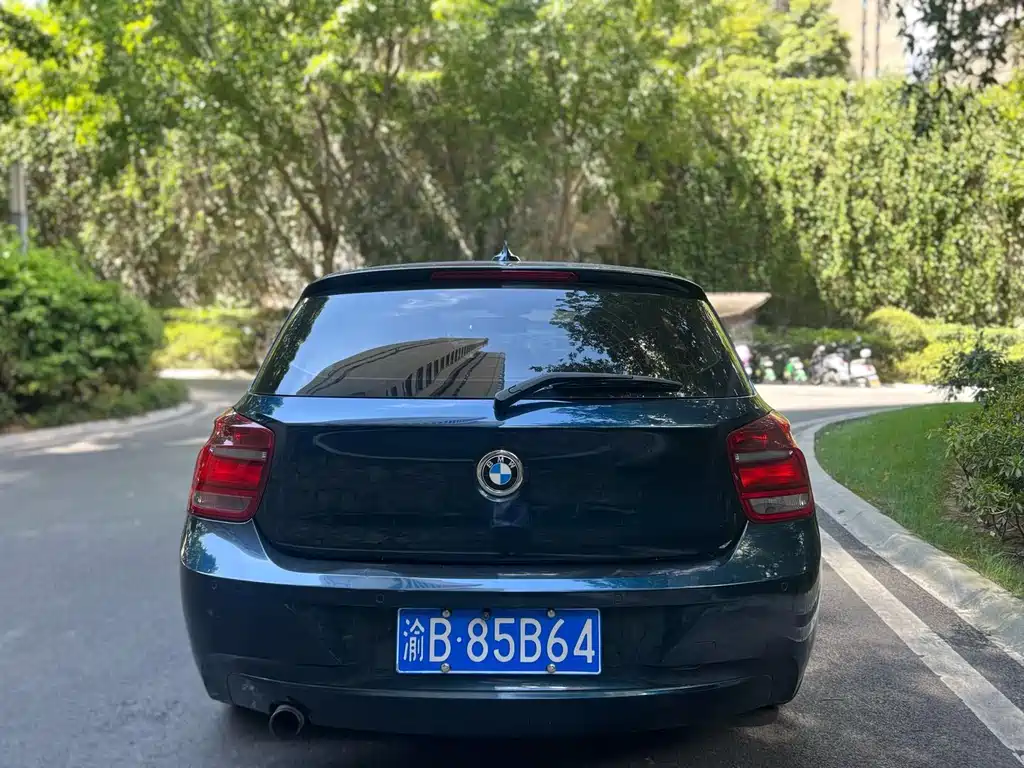 BMW 1 Series (Import) — миниатюра 9