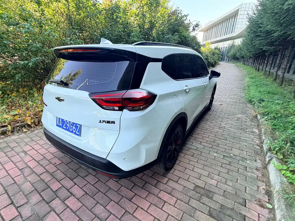 Chevrolet Volando — миниатюра 6