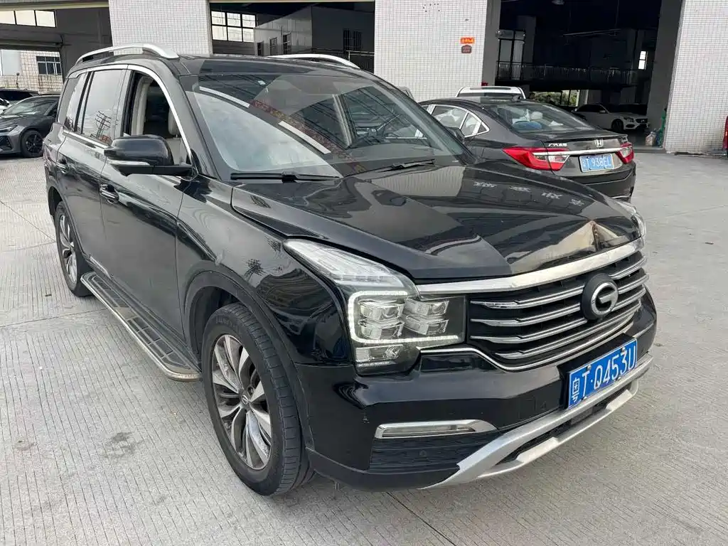 GAC Motor Trumpchi GS8 - фото 2