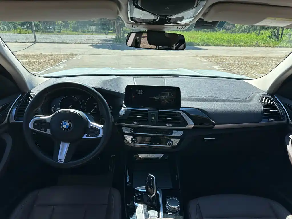 BMW X3 — миниатюра 11