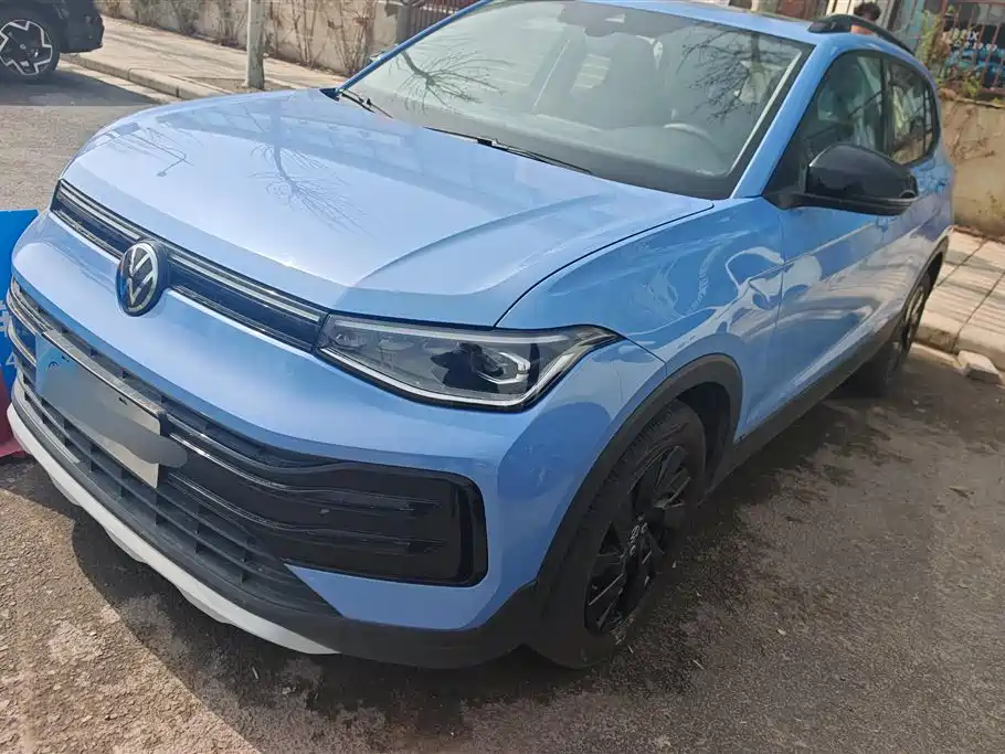 VOLKSWAGEN TUYUE