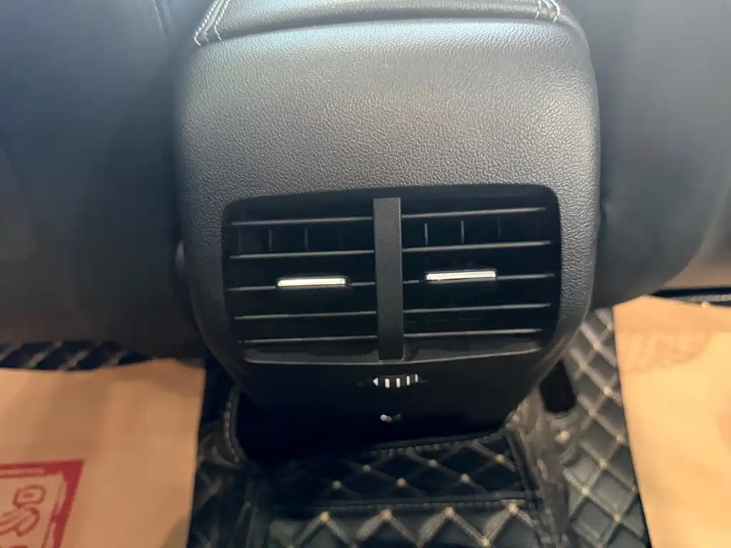 Ford Focus - фото 11
