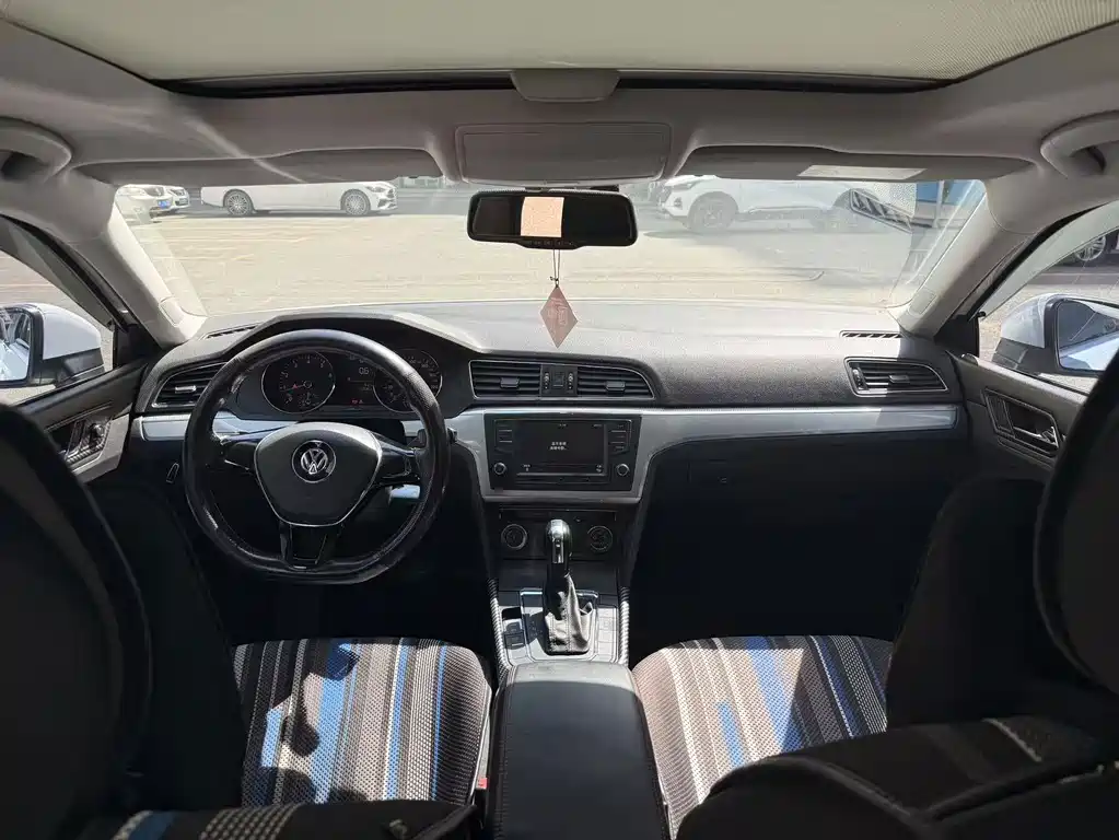 Volkswagen Lamando — миниатюра 9