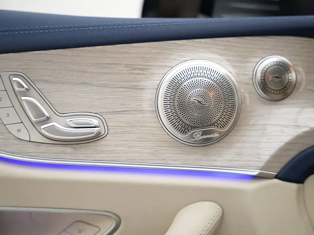 Mercedes-Benz E-Class (Import) — миниатюра 4