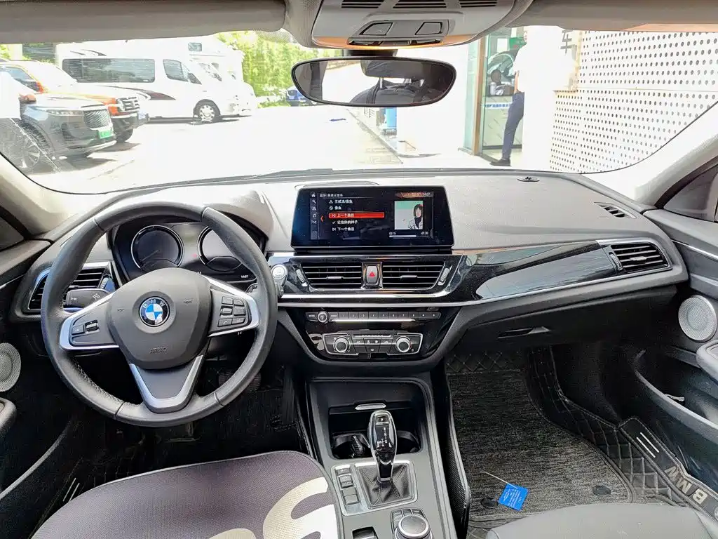 BMW 1 Series — миниатюра 10