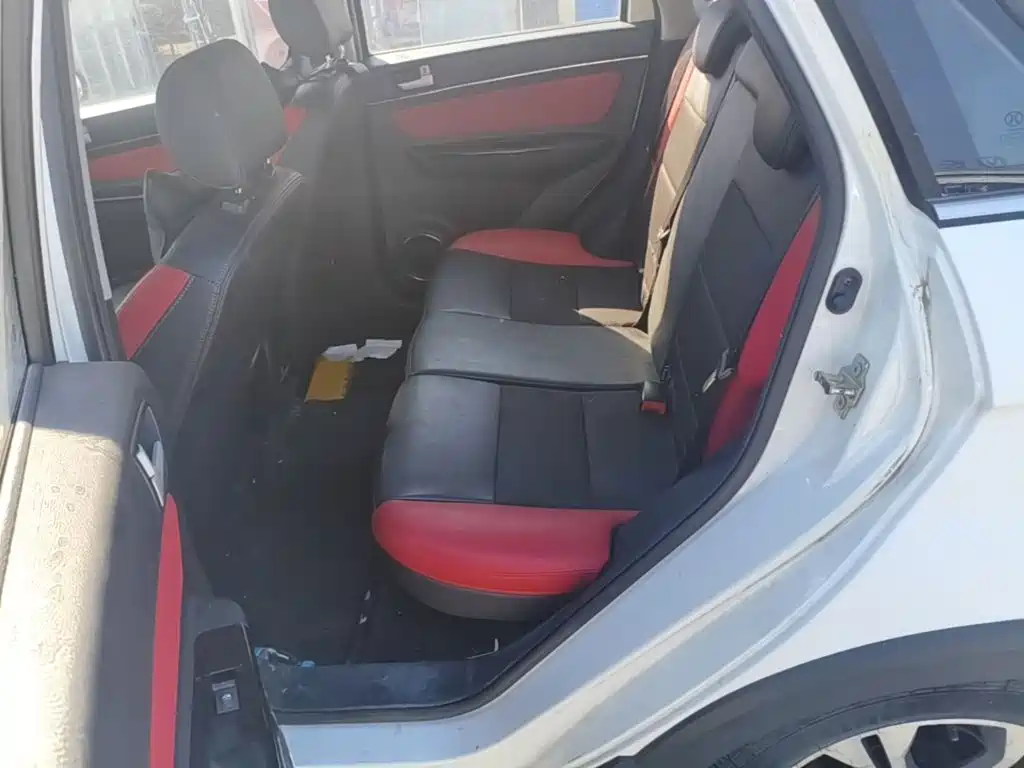 BAIC Senova X25 — миниатюра 17