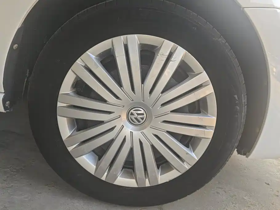 Volkswagen Polo — миниатюра 6