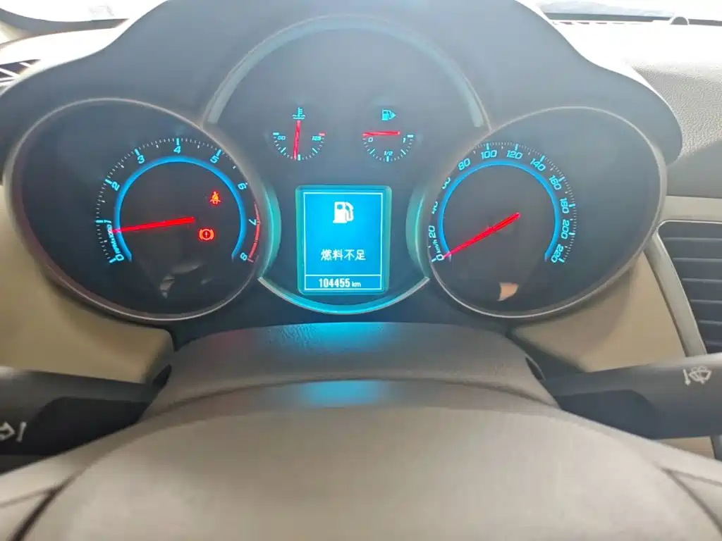 Chevrolet Cruze — миниатюра 16