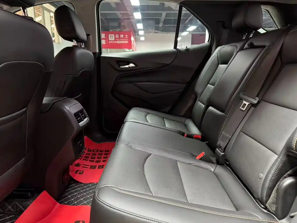 Chevrolet Equinox — миниатюра 9