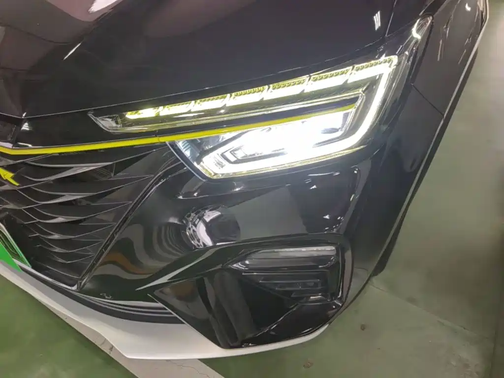 Roewe RX5 eMAX — миниатюра 24