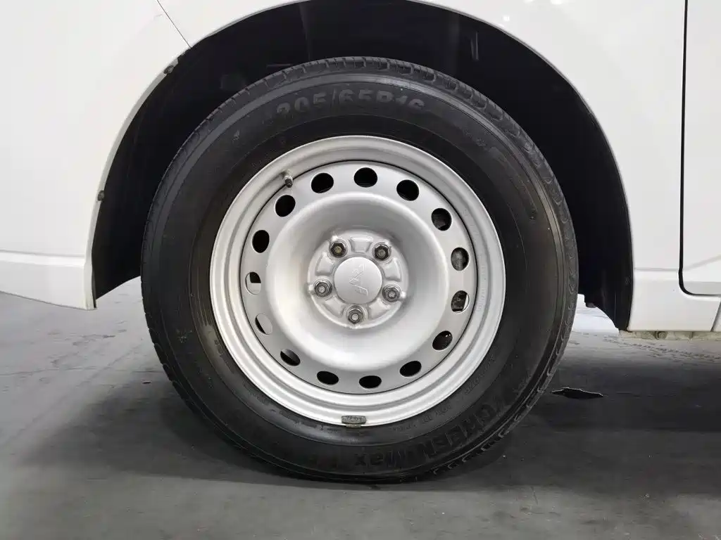 Wuling Hongguang PLUS — миниатюра 17