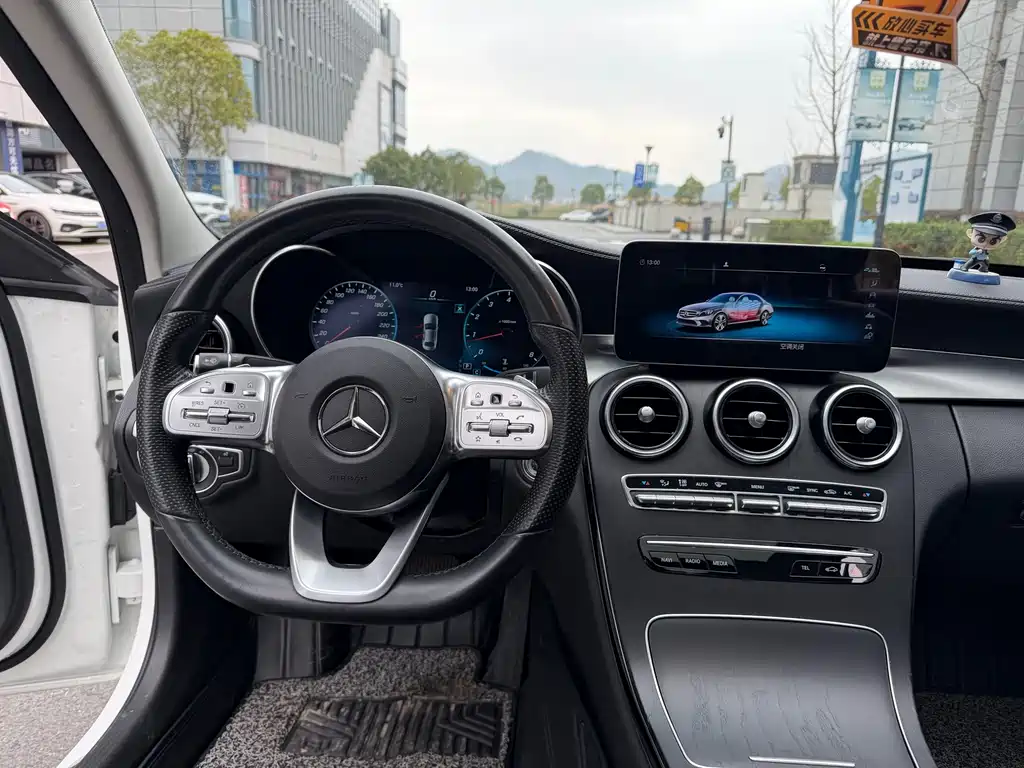 MERCEDES-BENZ C CLASS