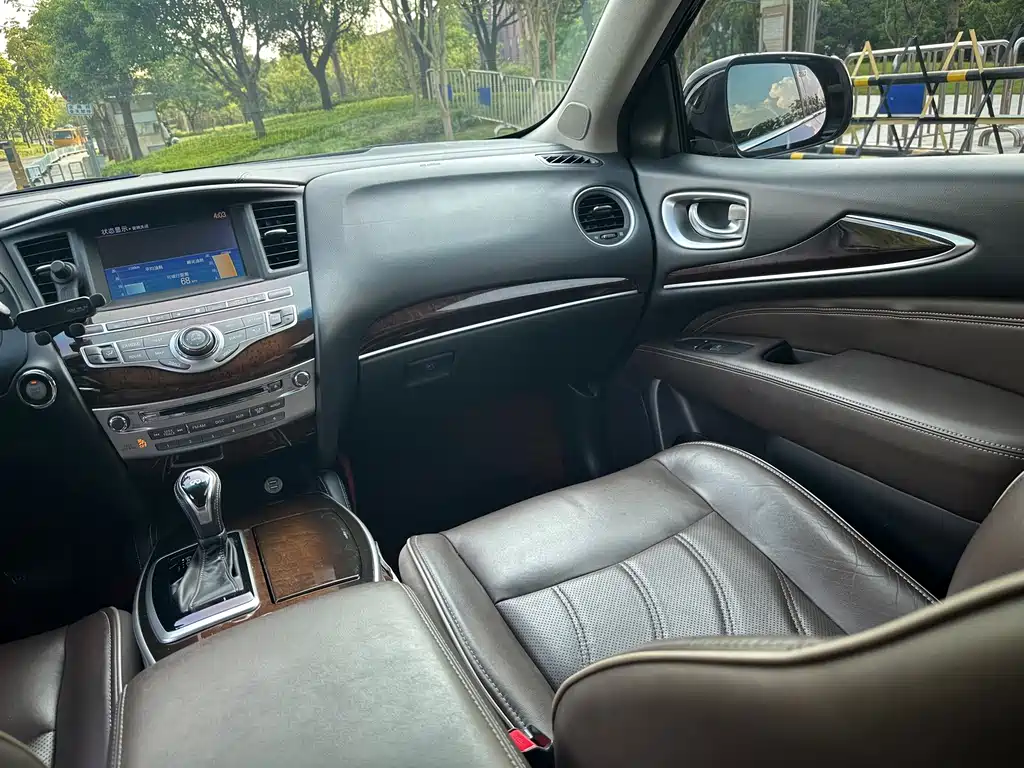 Infiniti QX60 (Import) — миниатюра 6