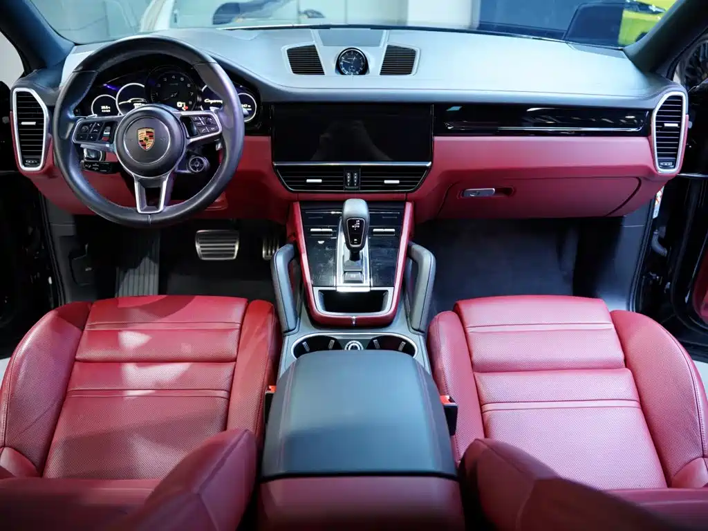 Porsche Cayenne — миниатюра 43